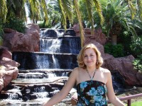 Cindi Gilland - Praise and Worship Leader in Des Moines, Iowa