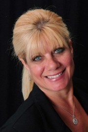 Comedy Hypnotist Cindy Parker-Katz