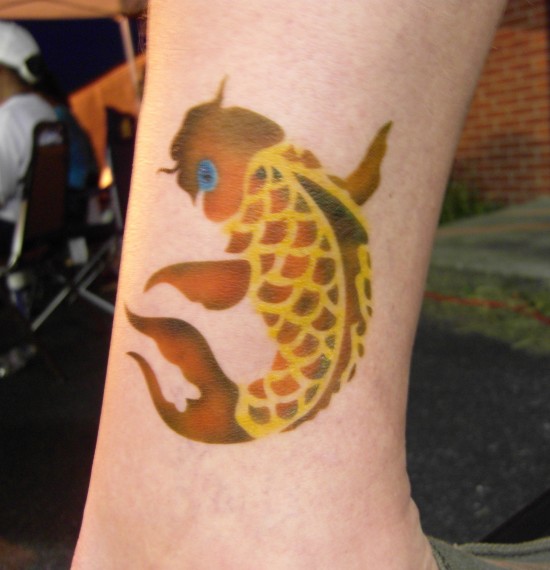 Hire Crazy Chameleon Body Art Temporary Tattoo Artist In Clarksville 
