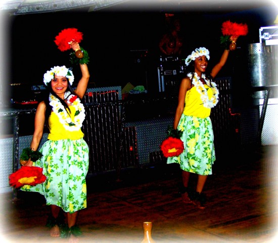 Beautiful Hula Dancers
