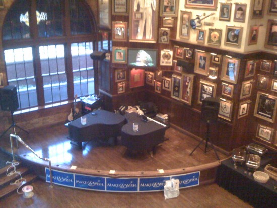 Our Typical Hard Rock Cafe Corner Layout