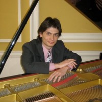 Francisco Fernandez - Chamber Orchestra in Auburn, Massachusetts