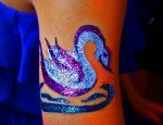 Swan by Rainbeau Heart Swan by Rainbeau Heart