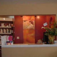 GloJe Salon & Spa - Hair Stylist in , 