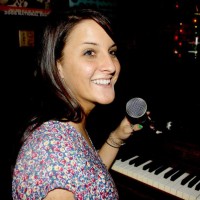Jenna Hostetler - Singing Pianist in Ocala, Florida