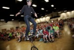 The Giraffe Unicycle