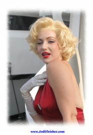 Jodi Fleisher as Marilyn Monroe