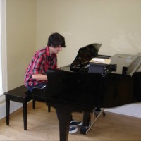 Jordan Nylander Piano Player - Solo Musicians in Olympia, Washington