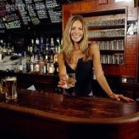 Karen² Bartenders Extraordinaire