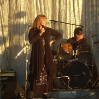 Kellie Wright - Oldies Music in Paradise, Nevada