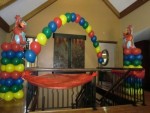 Elmo balloon decorations