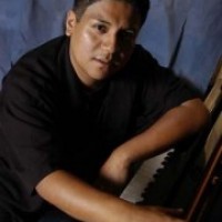 Kiki Sanchez - Keyboard Player in Hialeah, Florida