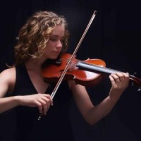 Laura Hartz, Violinist - Bagpiper in Rapid City, South Dakota