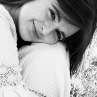 Lee Ellen Starks - Folk Singer in Los Angeles, California