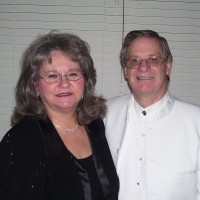 Magic Mike & Miss Jo - Magician in Searcy, Arkansas