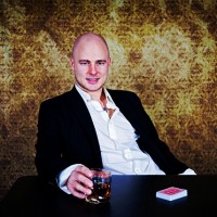 Sean Phillips - Illusionist in Chaska, Minnesota