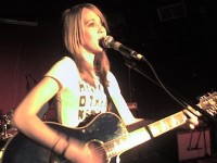 Mandi Kennel - Solo Musicians in London, Ontario