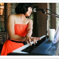 Melody Gone A'Sail - Singing Pianist in Highland, California