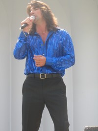 Michael Anthony's Tribute to Neil Diamond