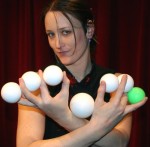 hula-Hoop juggling