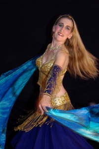 Nina Amaya, Bellydancer