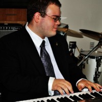 Nick Petrillo - Solo Musicians in Santa Monica, California