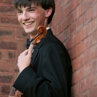 Owen Lenz - Strolling Violinist in Burlington, Vermont