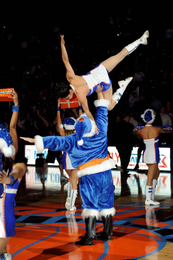 Paradizo-NYKnicks Halftime Show