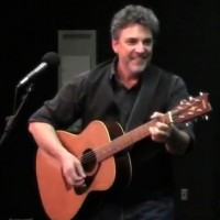 Peter Donalds - Singing Guitarist in Milwaukee, Wisconsin