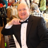 Pianist for Events, Fred Yacono - 1940s Era Entertainment in Austin, Minnesota