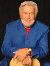 Richard Hampton as Kenny Rogers
