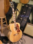 Gibson SJ200 Gibson SJ200