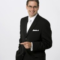 Scott Burton - After-Dinner Entertainer, Speaker - Magic in Grand Forks, North Dakota