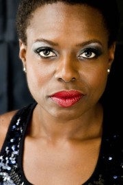 Seandrea E. Earls