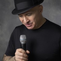 Shell Zimet - Crooner in Manhattan, New York