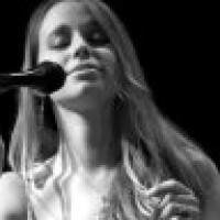 Tara Lynn - Acoustic Band in Edwardsville, Illinois