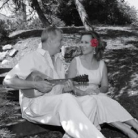 The Carolyn and Jim Burns Band - Easy Listening Band in Akron, Ohio