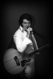 A Tribute To Elvis