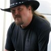 Trace Adkins-Travis Tritt impersonator