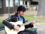 Will Play Guitar!
