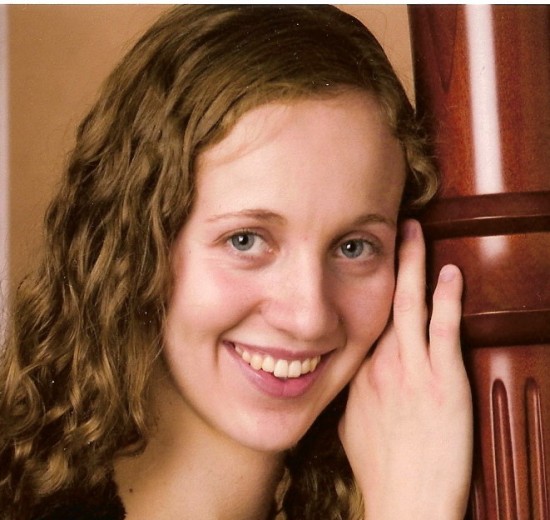 Brittany Hicken, harp