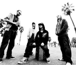 Villains_plus_repeat_blk_white