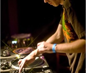 Stickybuds_tyler_martens_photo_credit_to