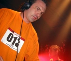 Dj_buzz_fuzz