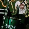 Boy_eats_drum_machine_bedmlive2