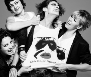 Chicks_on_speed_coshennes