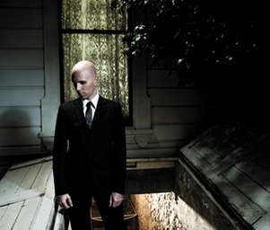 Ashes_divide_billy_howerdel
