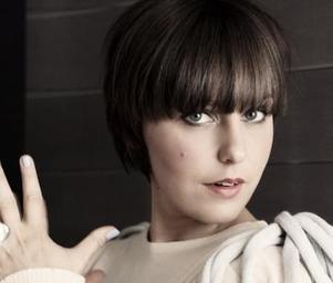 Julie_maria_front