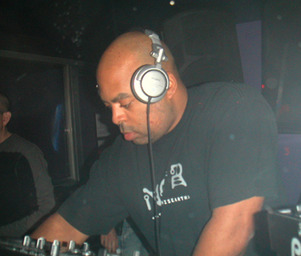 Dj_bone