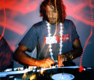 Dj_harvey